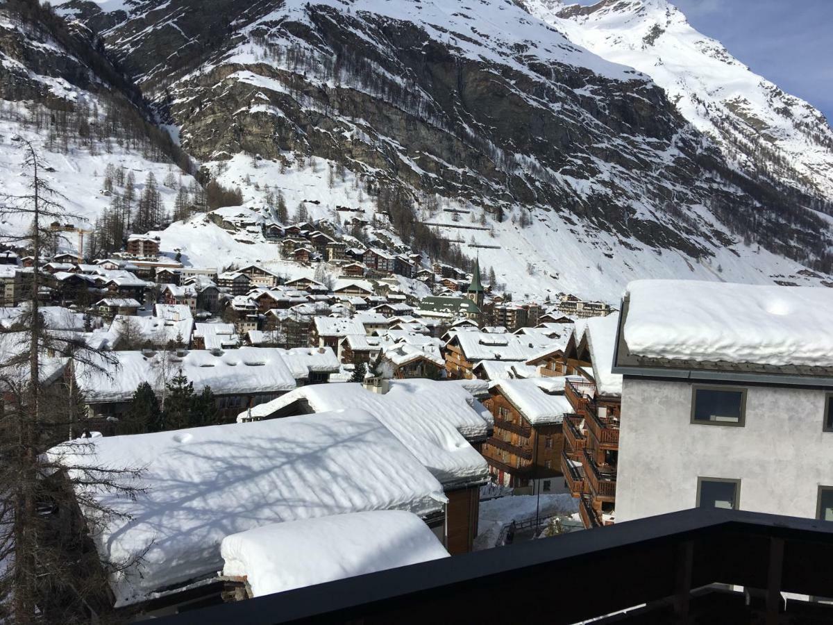 Ferienwohnung Haus Colmar Zermatt Exterior foto